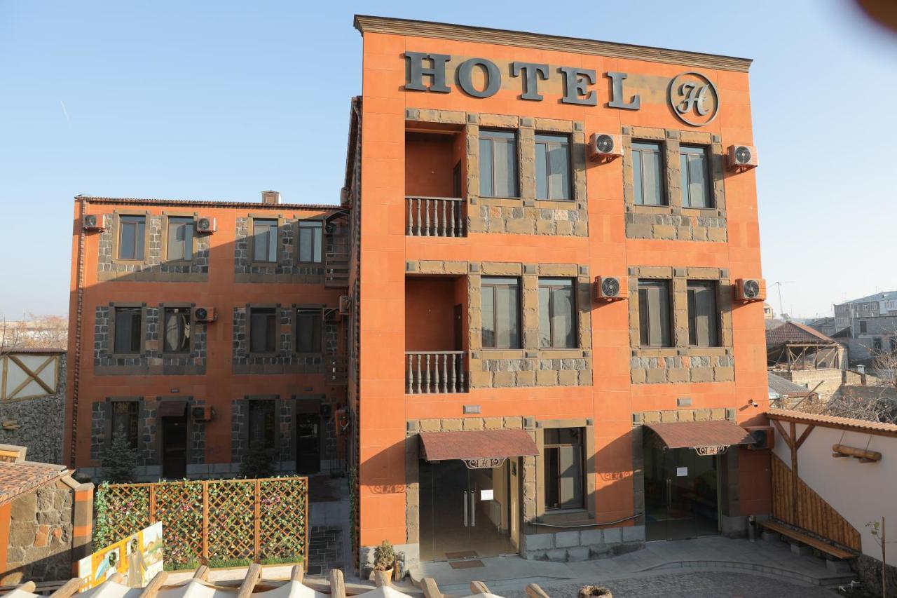 H Resort Hotel Vagharshapat Armenia Экстерьер фото