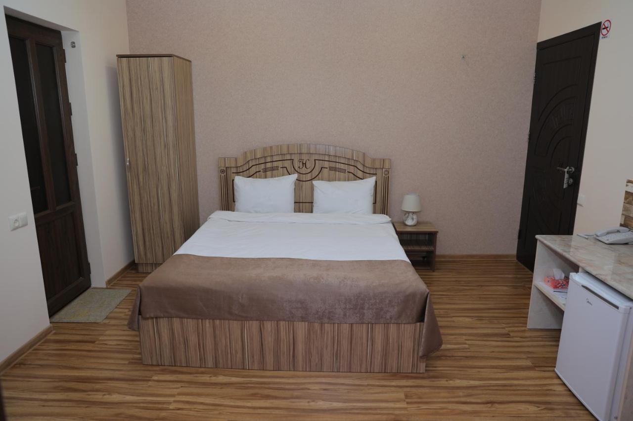 H Resort Hotel Vagharshapat Armenia Экстерьер фото